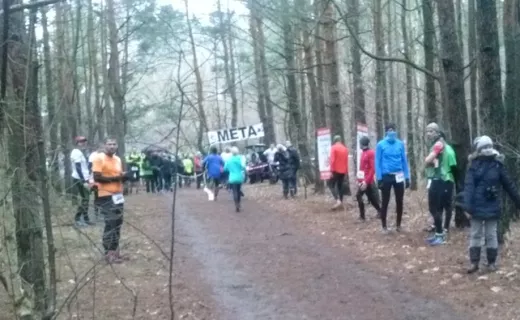 W Falenicy frekwencja dopisała, gorzej z pogodą - 9